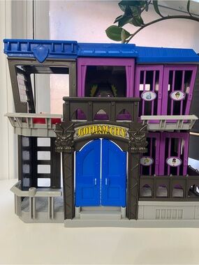 Mattel Gotham City Jail Playset - Blue & Purple Accents 2012 DC Comics